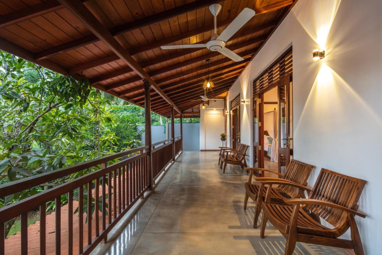 Ballarat Luxury Villa - Хиккадува Экстерьер фото