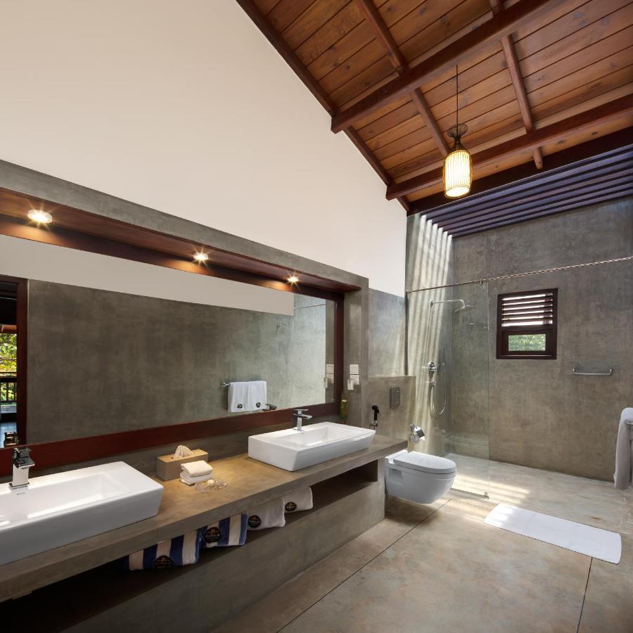 Ballarat Luxury Villa - Хиккадува Экстерьер фото
