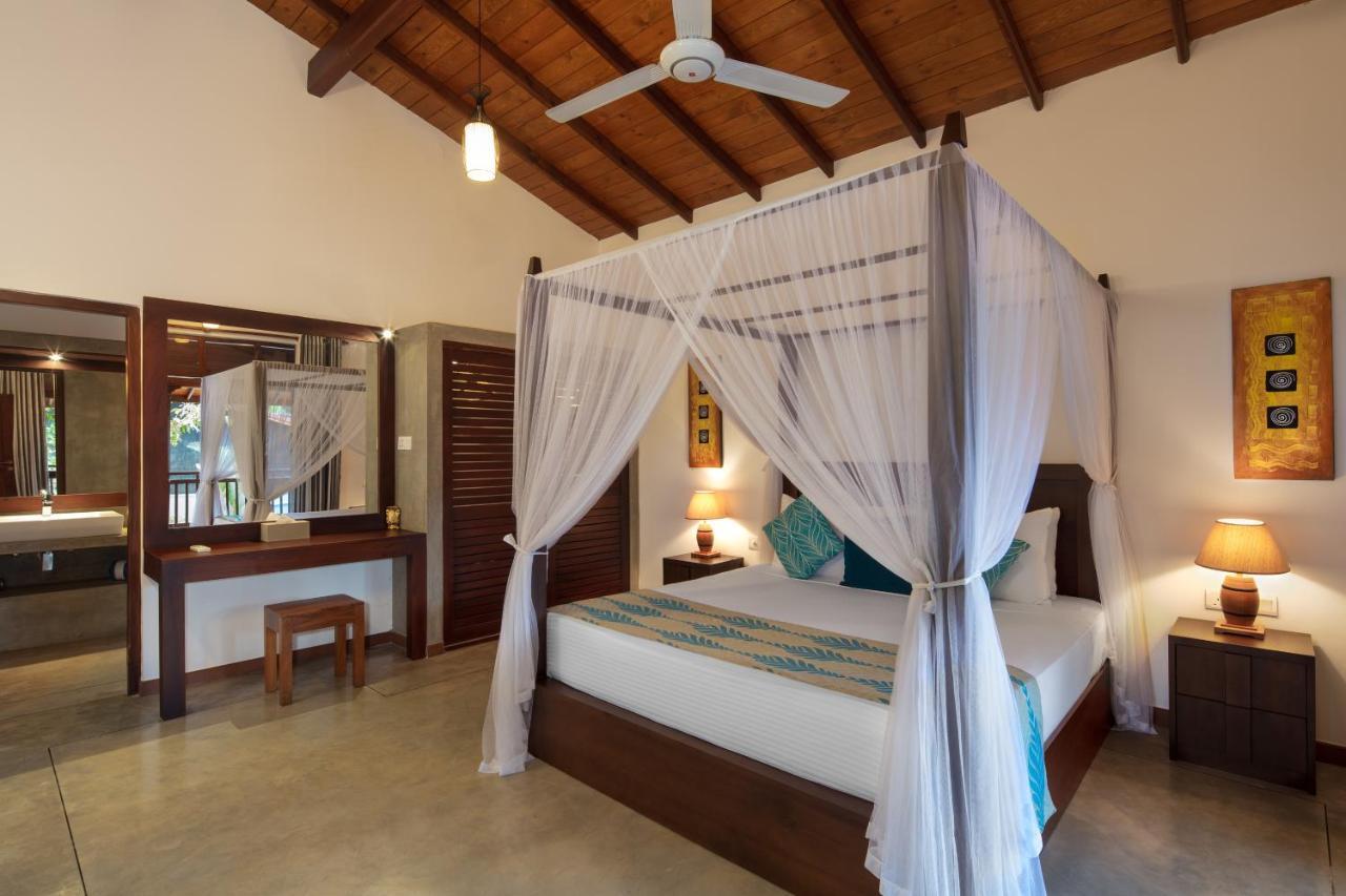 Ballarat Luxury Villa - Хиккадува Экстерьер фото