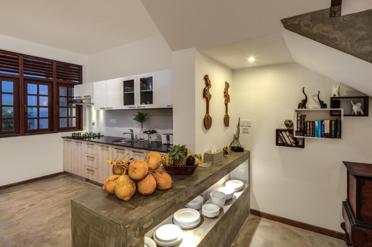 Ballarat Luxury Villa - Хиккадува Экстерьер фото